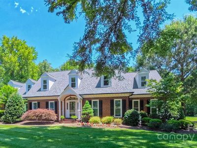 1240 Fawn Ridge Rd NW