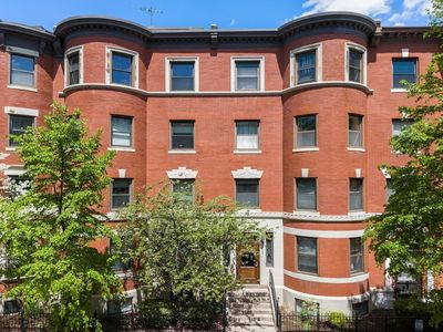 103 Gainsborough St APT 108
