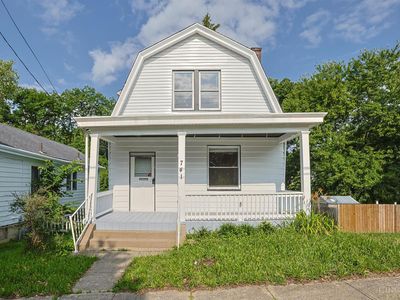 741 McPherson Ave