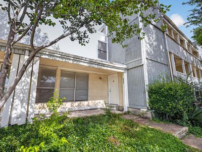 Property at 781 Country Place Dr APT 2004, Houston, TX