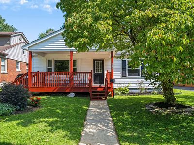 810 Marcellus Dr