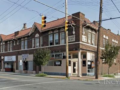 600 W Wyoming Ave