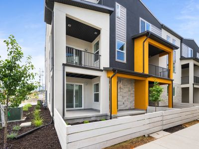 923 W Coalburn Way #104/62