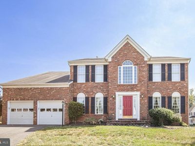 24 Bush Hill Ct