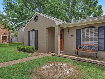 102 Malibu Dr