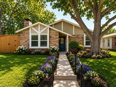 2504 Royal Oaks Dr
