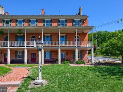 400 Kinderhook Rd