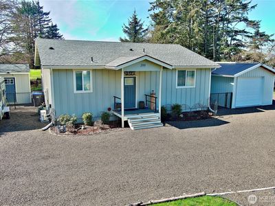 199 Albatross Street NE