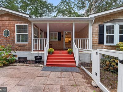 111 Georges Ln