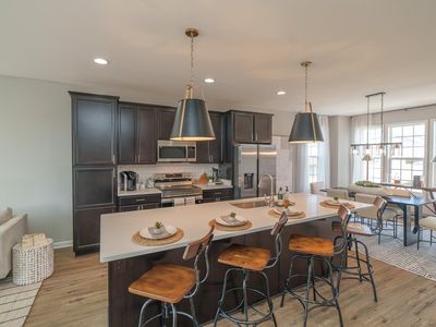 108 Oakshire Ct