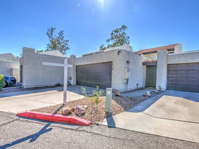 1530 S RIVER Drive