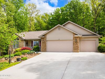 22 Chelteham Ln