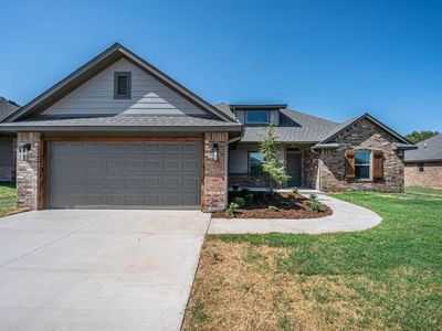Property at 2009 W Flintlock Way, Mustang, OK