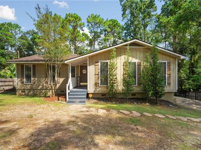 207 Ridgewood Dr