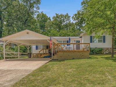 161 E Lakeshore Dr
