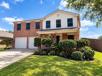 221 Pinecrest Dr