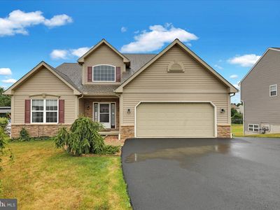 640 Ebersole Rd