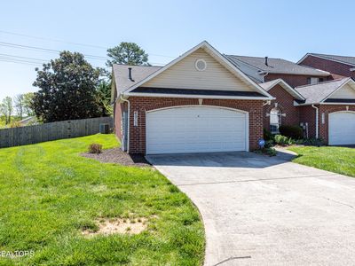 6902 Pemmbrooke Shire Ln