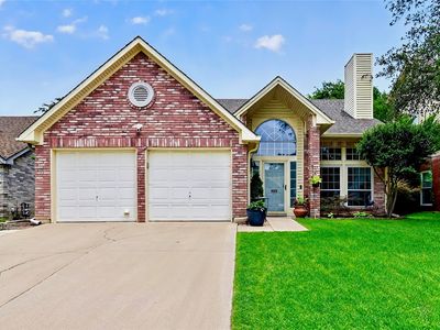 4713 Bracken Dr