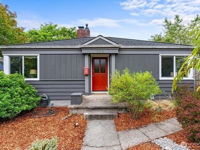 7915 34th Avenue SW