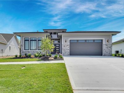 9449 Aurora St