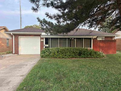 1212 Macarthur Rd