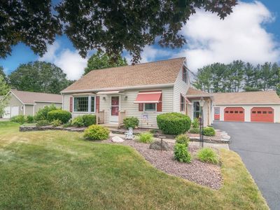 7 Darby Dr