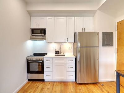 11 Cuneo Pl APT 3B