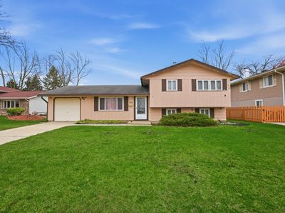 1133 Perth Dr