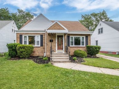 475 Capen Blvd