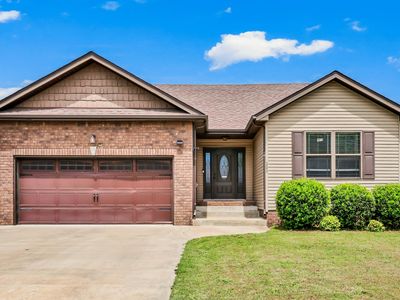 208 Azalea Dr