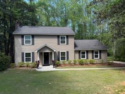 1004 Shorewood Dr