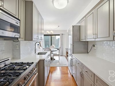 3343 14th St APT 10A