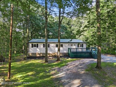Property at 282 Stillwater Dr, Pocono Summit, PA