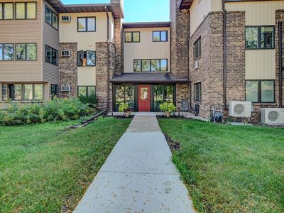 5 Maple Wood Lane UNIT 207
