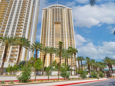 125 E Harmon Ave #3301&3303
