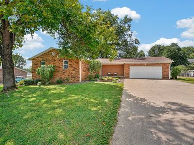 2538 Woods Dr