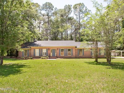 1075 Wildwood Rd