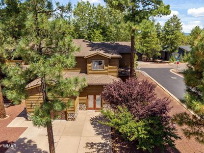 5841 Saturn Dr