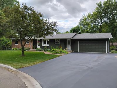 16307 Moorland Cir
