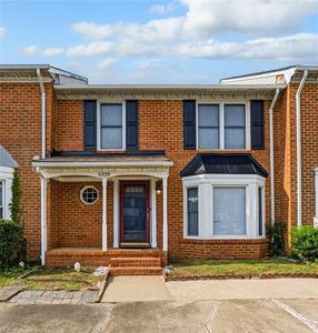 Property at 5329 Kindlewood Dr, Virginia Beach, VA
