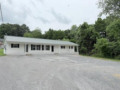 198 W Cumberland Ave