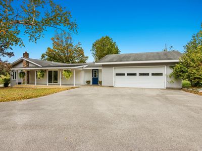 2262 W River Rd