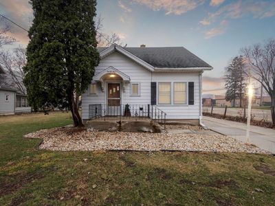 21 South Clear Lake Avenue