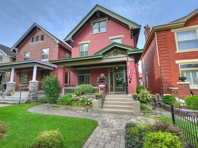 616 Linden Ave