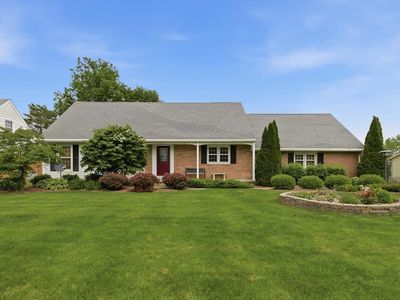 65 Pearl Dr