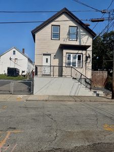 100 Melville St