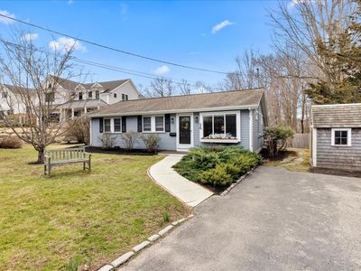 26 Wompatuck Rd