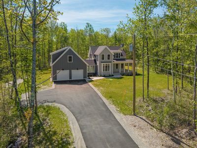 9 Acorn Avenue