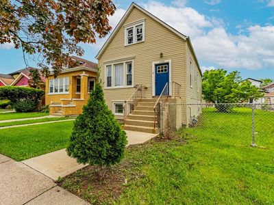 Property at 1330 Ridgeland Ave, Berwyn, IL